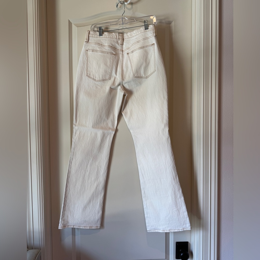 Universal Thread Women's Straight Leg Jeans - Cream